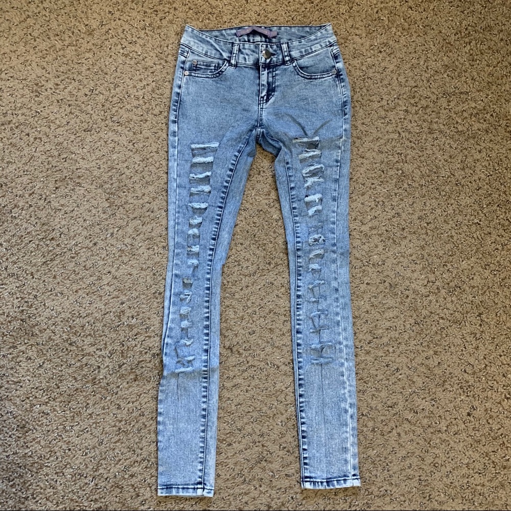 Boom Boom distressed jeans